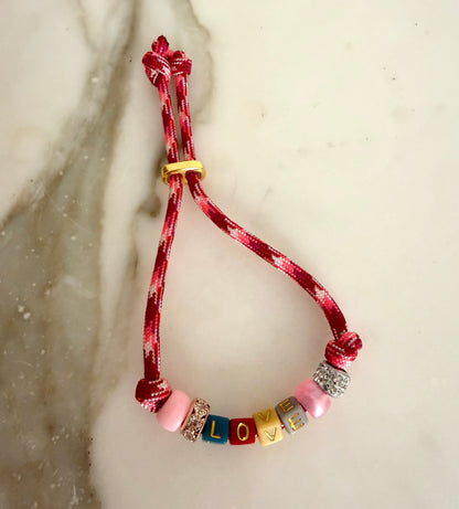 The Love Paracord Bracelet