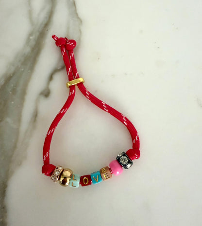 The Love Paracord Bracelet