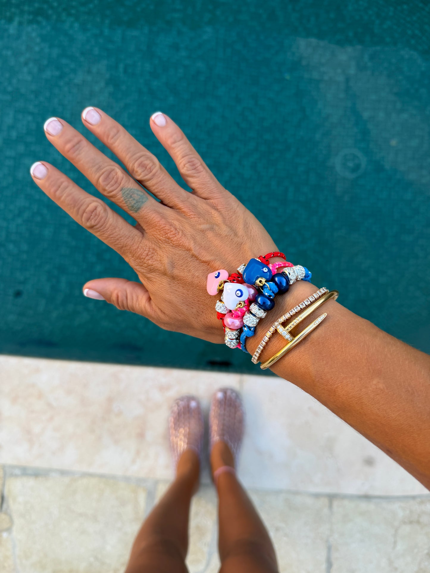 Kiss Paracord Bracelet