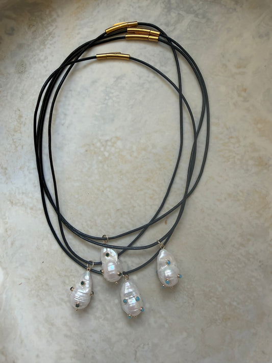 Oralia Leather & Pearl Necklace