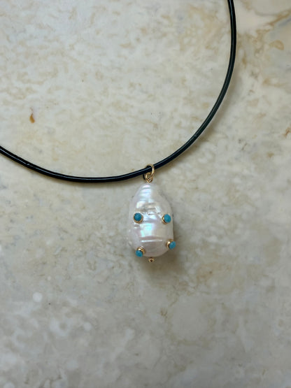 Oralia Leather & Pearl Necklace