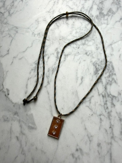 LAGUNA PARACORD NECKLACE