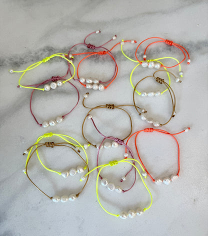 Bare Pearl Bracelet