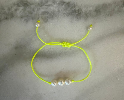 Bare Pearl Bracelet